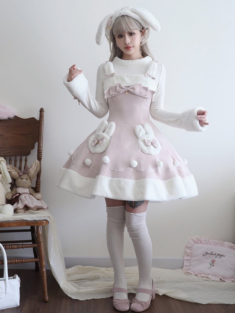 Rosa Lolita-Kleid mit süßem Winterhasen-Motiv und Plüsch-Ausschnitt und -Saum