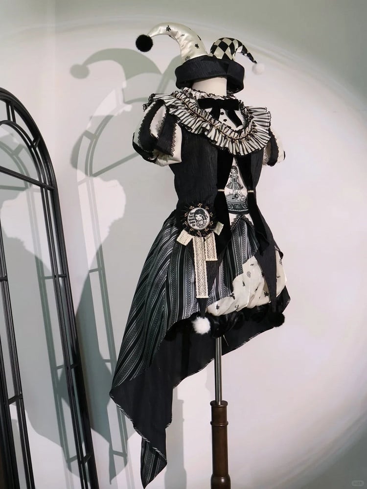 Full Lolita Circus Sleeves Black Set- Vibes Sweet and Puff White