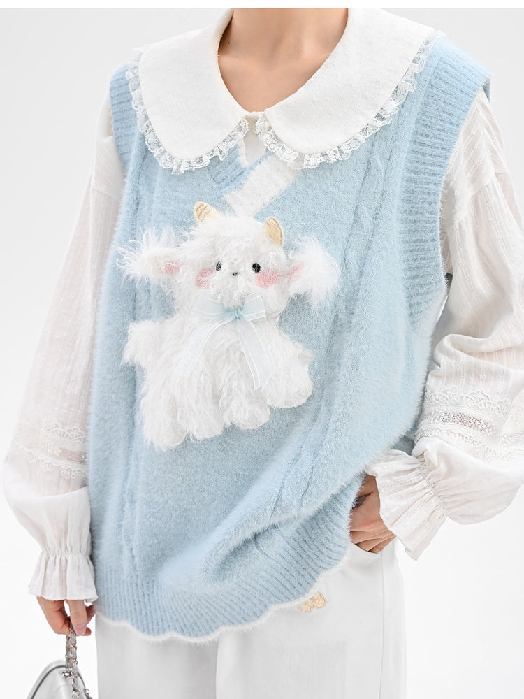 Yume Kawaii Blaue Strickweste mit Plüschlamm vorne