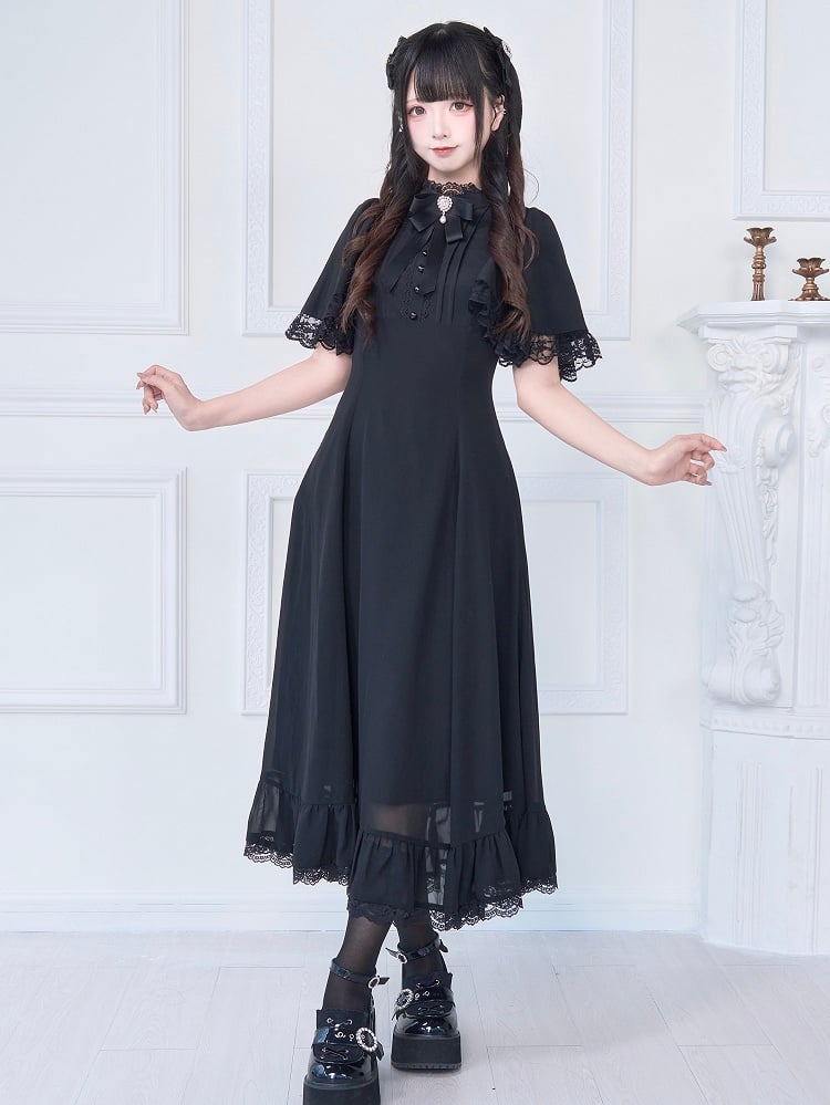 Langes Kleid mit Spitzenbesatz und kostenloser Schleifenbrosche, Jirai Kei, ganz in Schwarz