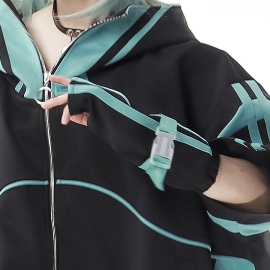 ブラック&グリーンのストラップデザインスリーブ