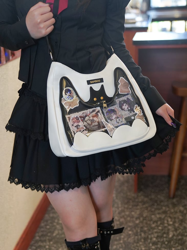 Design White Crossbody Bat Bag Ita