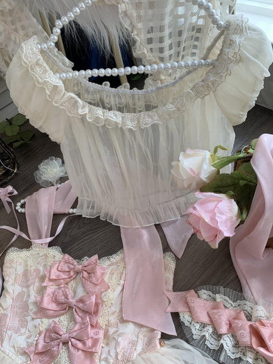 Beige Bluse mit elastischem Ausschnitt und Puffärmeln