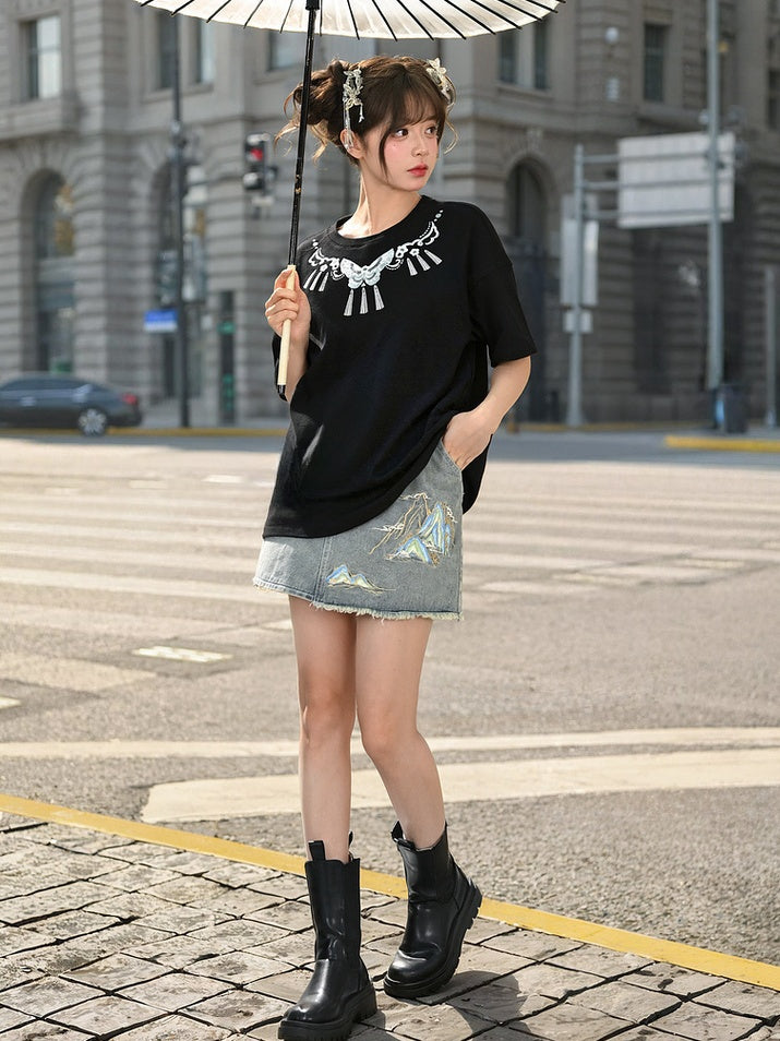 Black Round Butterfly Embroidery Cheongsam Style T-Shirt Neck