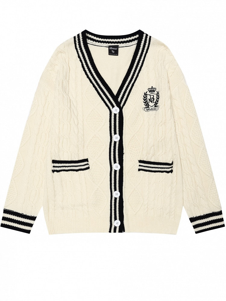 Weihnachtsmilchweißer lockerer Cardigan mit V-Ausschnitt und kontrastierendem Streifenbesatz