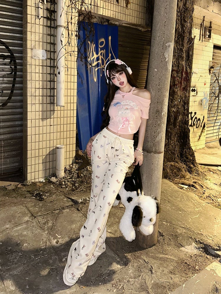 Beige Regular/Thicken Slim-Fit Flared Pants with Realistic Cat Prints and Elastic Waistband
