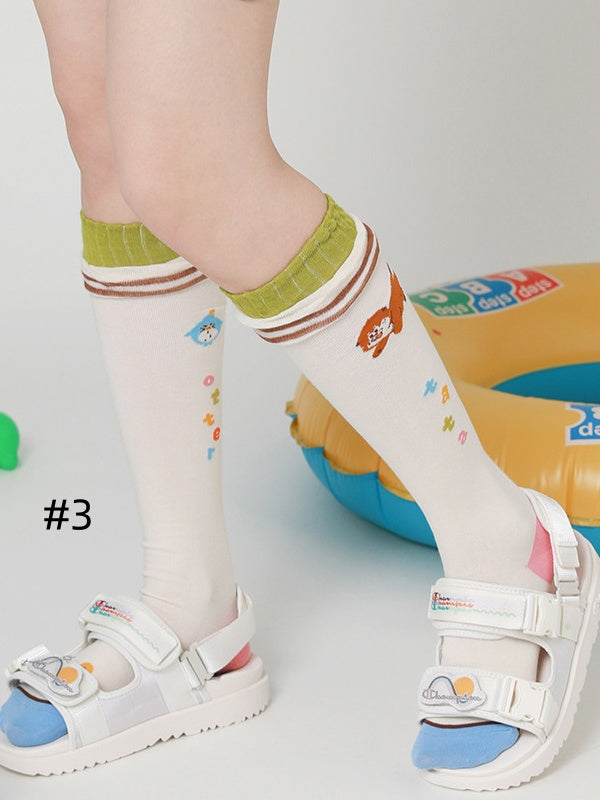 Niedliche Cartoon-Socken mit Otter-Muster und Rüschenbündchen