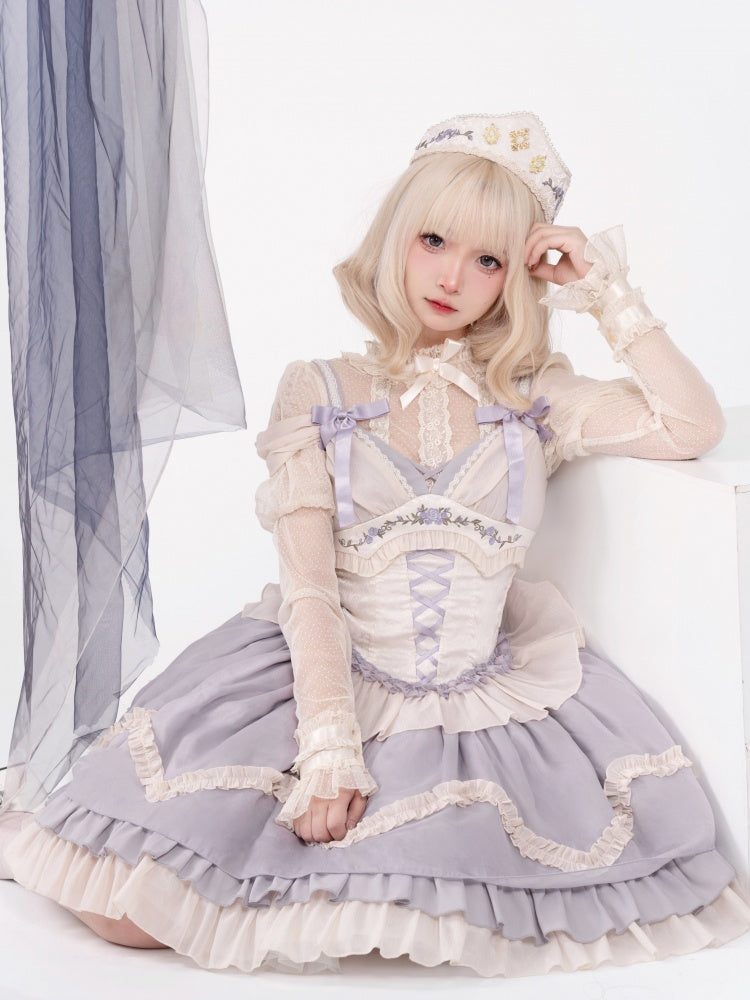 Beigefarbene transparente Bluse mit Rüschenausschnitt und Juliette-Ärmeln