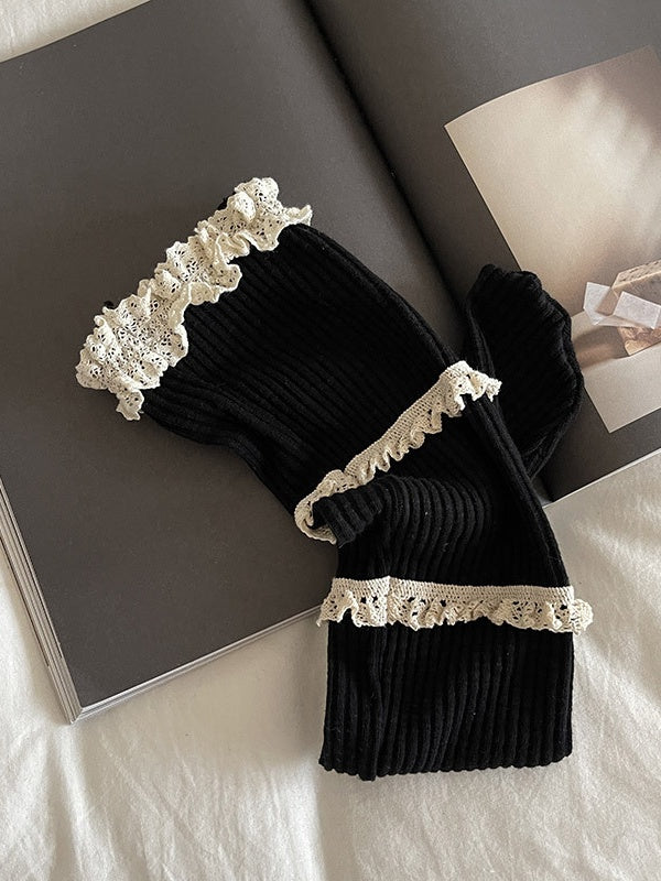 White/Dark Grey Sweet Ruffled Cuff Calf Socks