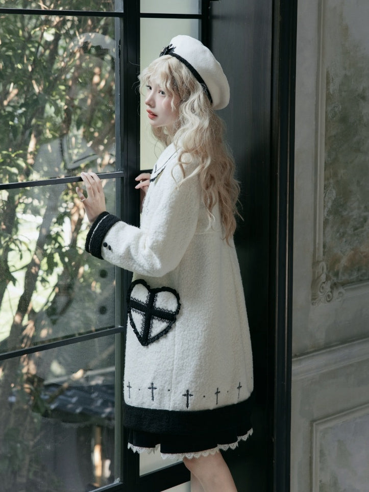 Black Heart-shaped White Embroidery Detail Woolen Pockets with Coat