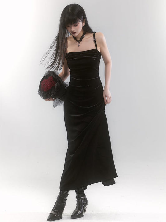 ブラックベルベットサイドスリットスリップドレス