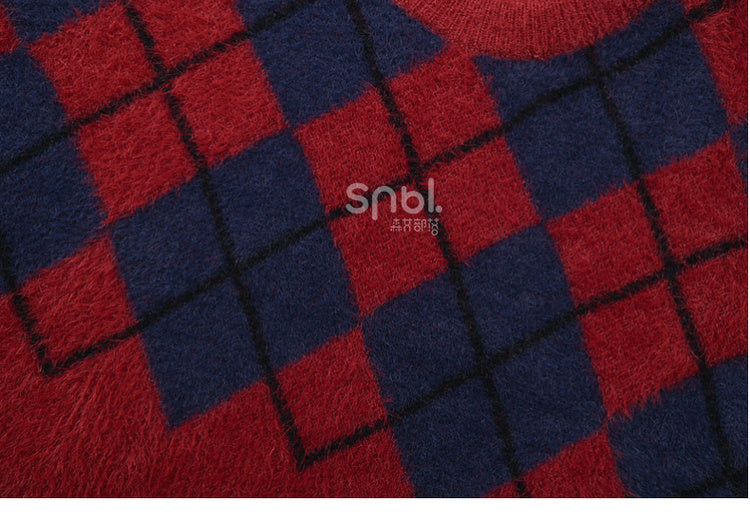 Schneewittchen-Prinzessin, roter Mohair-Pullover mit Rautenmuster