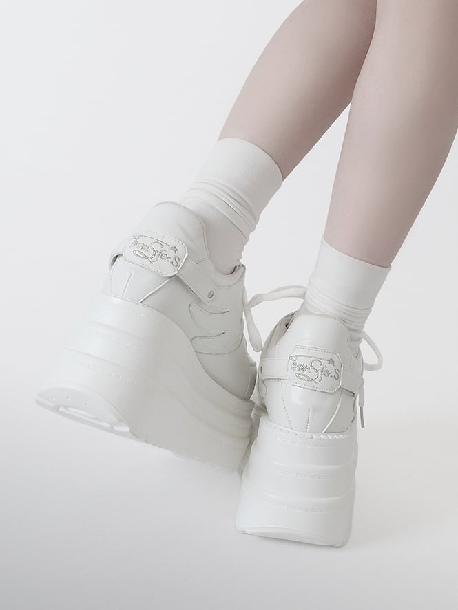 Schnür-Sneakers Kei Plateau Weiß mit Verschluss Jirai PU Design