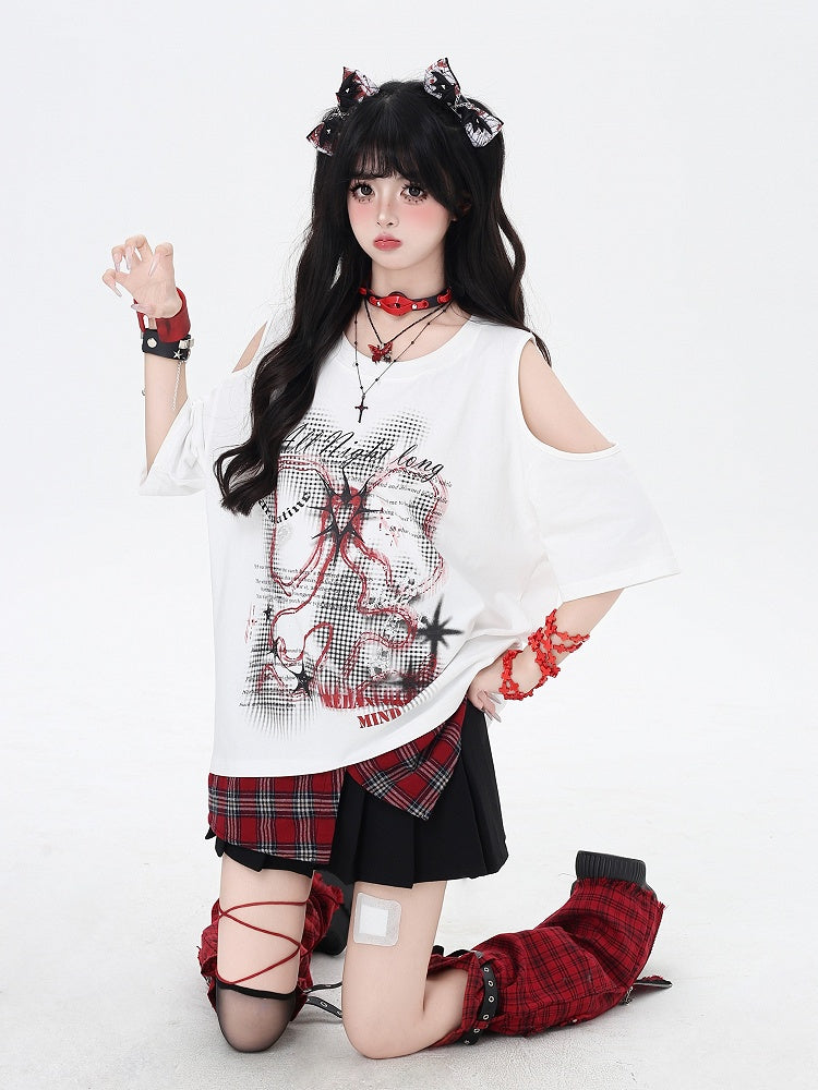 Red Neck Plaid Hem White Cutout Shoulder Graphic T-Shirt Round