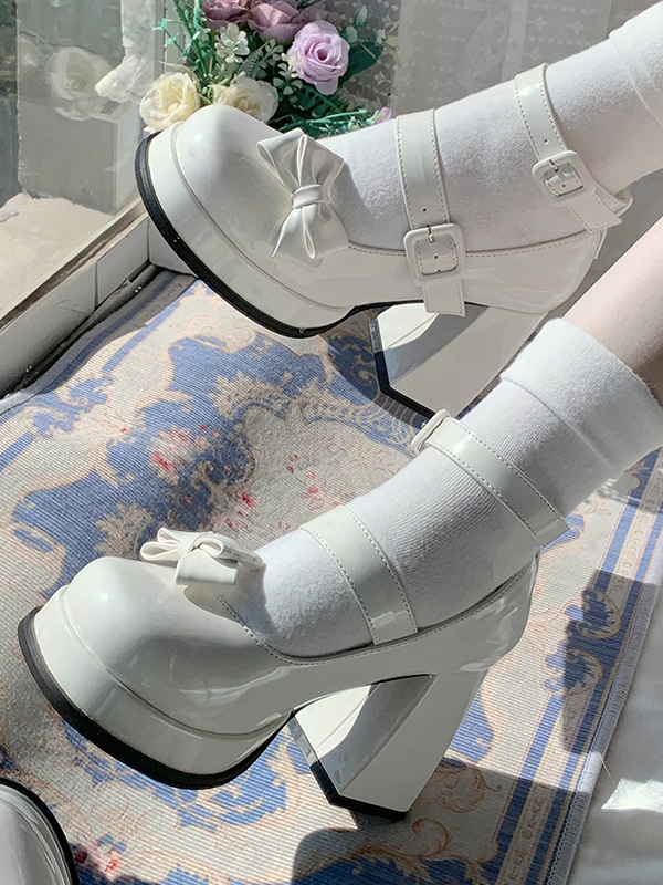 Weiße Lolita-Schuhe mit abnehmbarer Schleife und Plateausohle und hohem Blockabsatz
