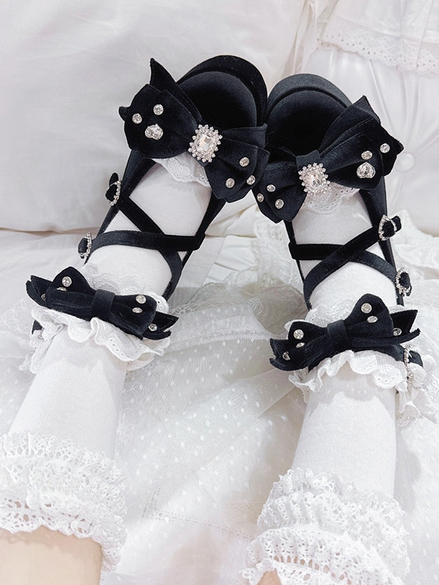 Cross Strass Sneakers Rüschen Schwarzes Herz Bittersüß Charm Details Trim Plateau