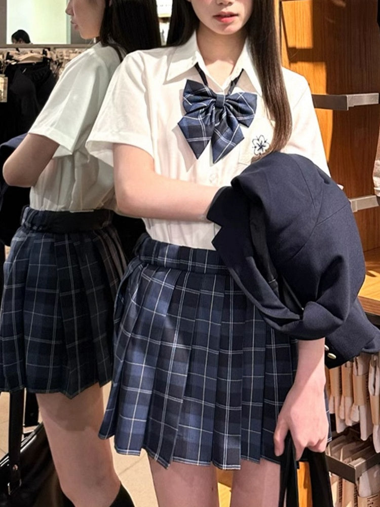 Preppy Sakura Shirt Stickerei Stil Weiß/Grau/Blau