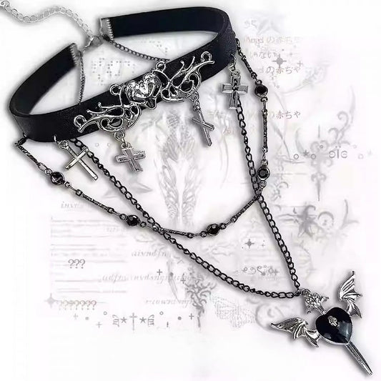 Choker And Bittersweet Pendant Cross Heart Black