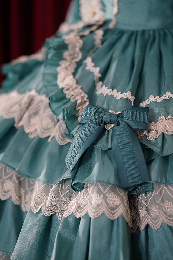 Türkisgrünes Lolita-Kleid mit Stufenrock und langen Ärmeln