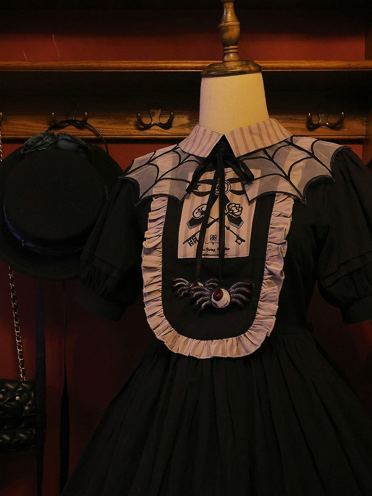 Spider Web Embroidery Brooch Organza and Butterfly Moth Fake Collar Detachable with Black White