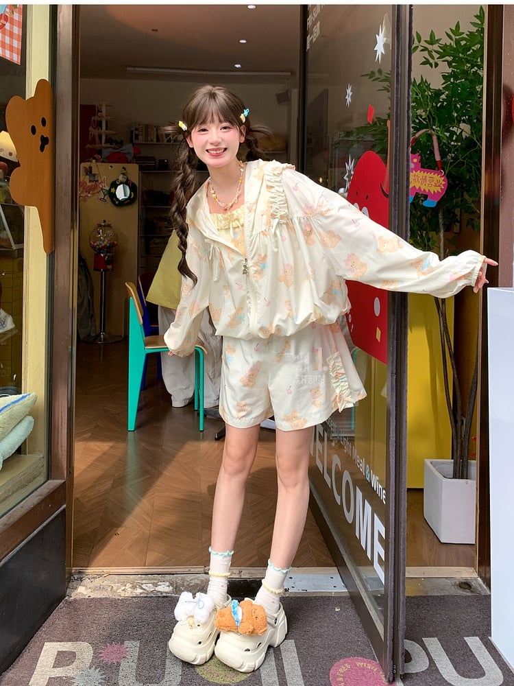 Shorts Light Yellow Elastic Waist Cute Bear Print Casual
