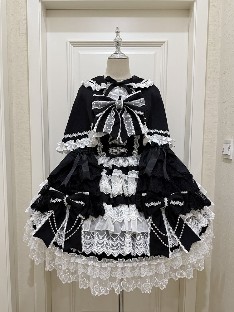 Cape / Black Red Pink Blue