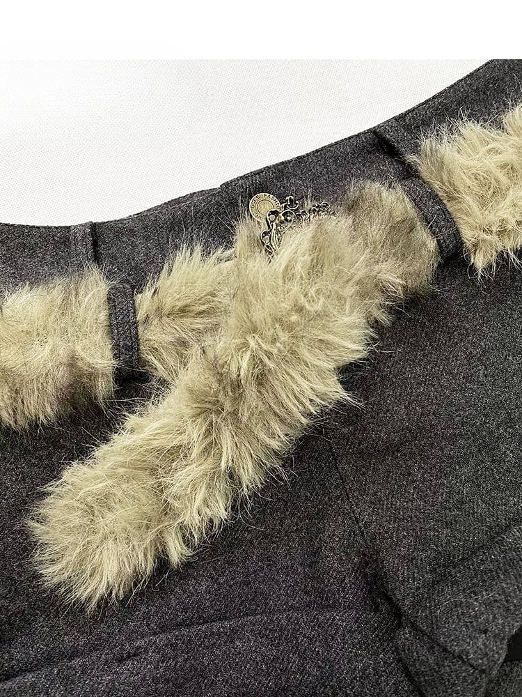 Graue Shorts mit gerollten Bündchen und zotteligem Taillengürtel