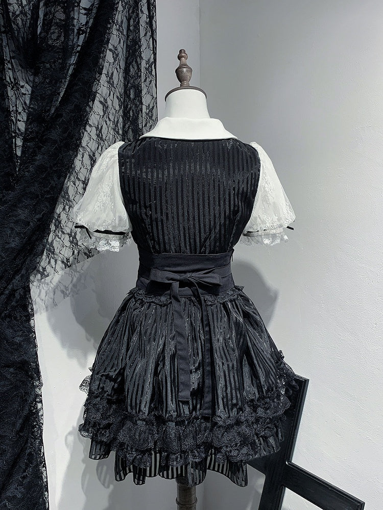 Layered Stripes Jirai Kei White and with Waist Black Three Dress Belt High Lace-up Corset Skirt