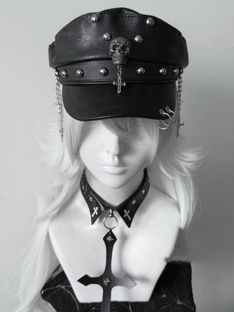 Nietenhut Y2K Kreuz Charm Punk Schwarz PU