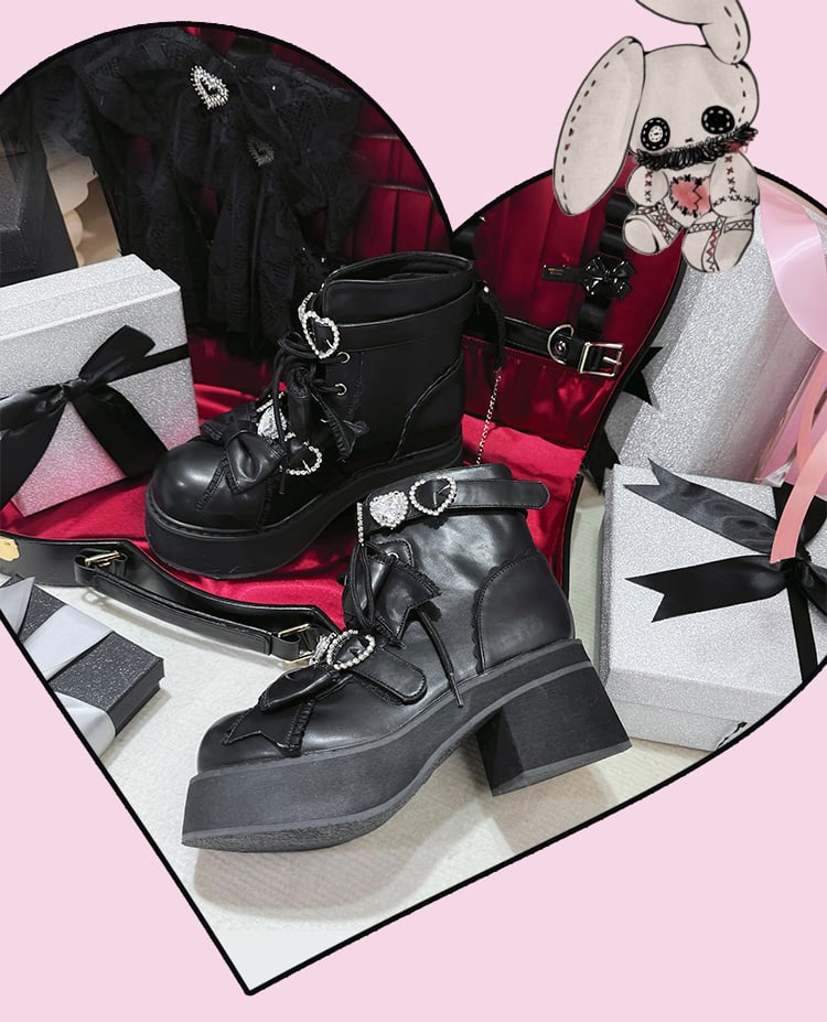 Schnürstiefel mit Jirai-Schnallen und Strasssteinen, Plateau-Stiefel, matt, Sweetheart, kurzer Knöchel, Kei, Schwarz