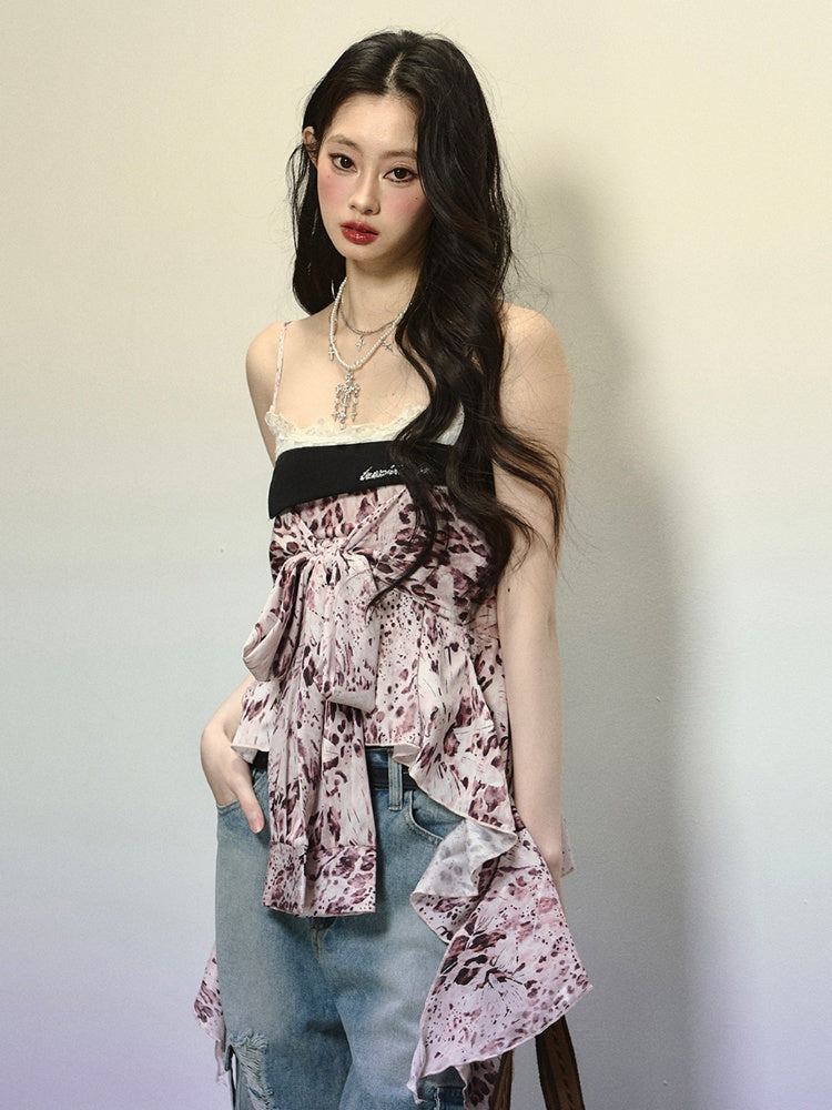 Glamouröses Cami-Top mit asymmetrischem Saum und selbstbindendem Riemen vorne in Rosa