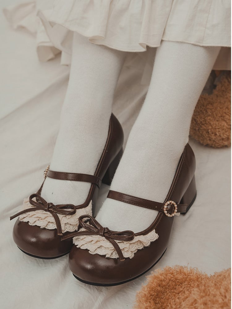 Runde Janes Mary-Schuhe mit geknoteter Akzentspitze, schokoladenbraune Spitzenabsätze, braune Schleifenverzierung, 2,2 cm/4,3 cm