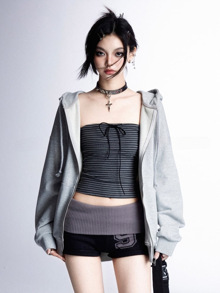 Strapless/Sleeveless Top and Gray Stripes Glamorous Cropped Black