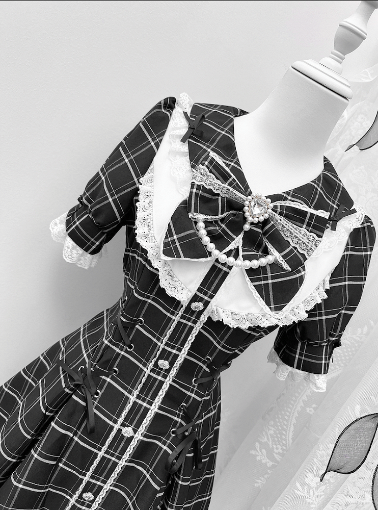 Mini Dress+Shorts Jirai Black Lace-up Plaid Set Embellished Details Kei Waist Rhinestones