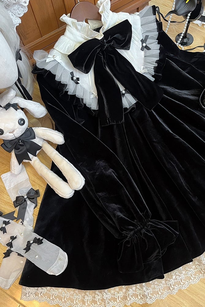 Lolita High Dress Black Big Long Bow Neck Ruffled Sleeves Velvet Sweet
