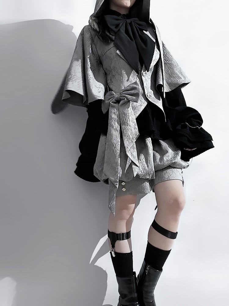 Schwarzes Lolita-Hemd mit Rüschen und Ausschnitt und Ouji-Ärmeln