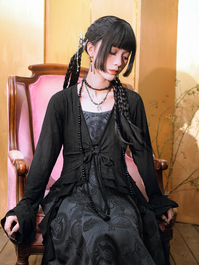 Sleeves Hem Style Asymmetrical Black Layered Cardigan Knitted Cheongsam Bell