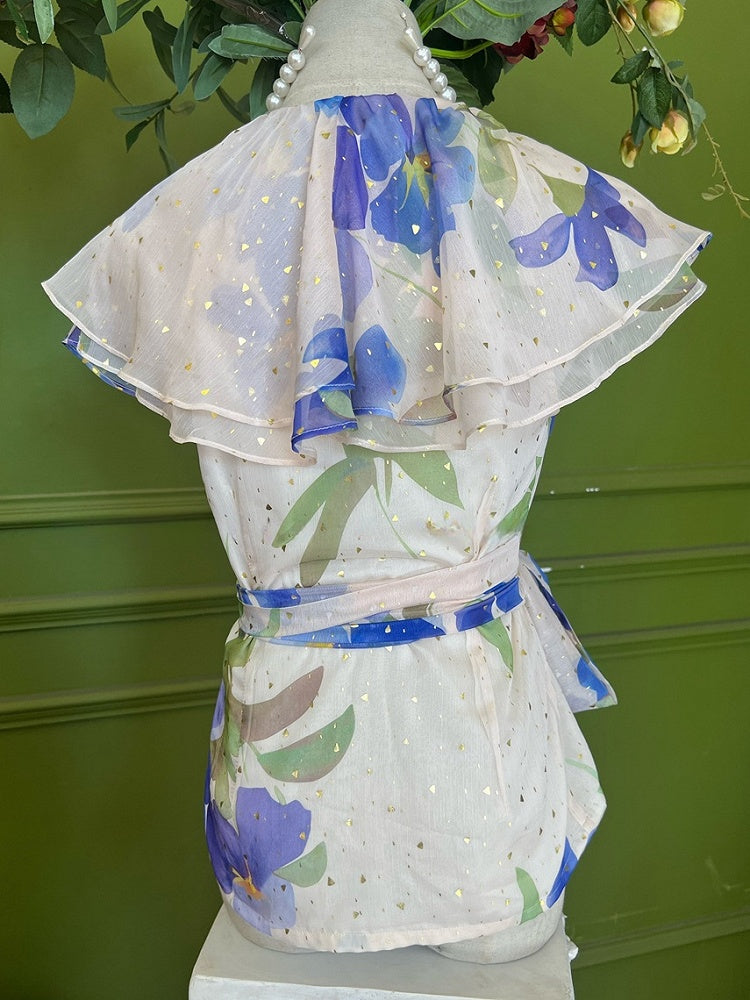 Haut en mousseline de soie à col châle à imprimé floral bleu vintage rose clair