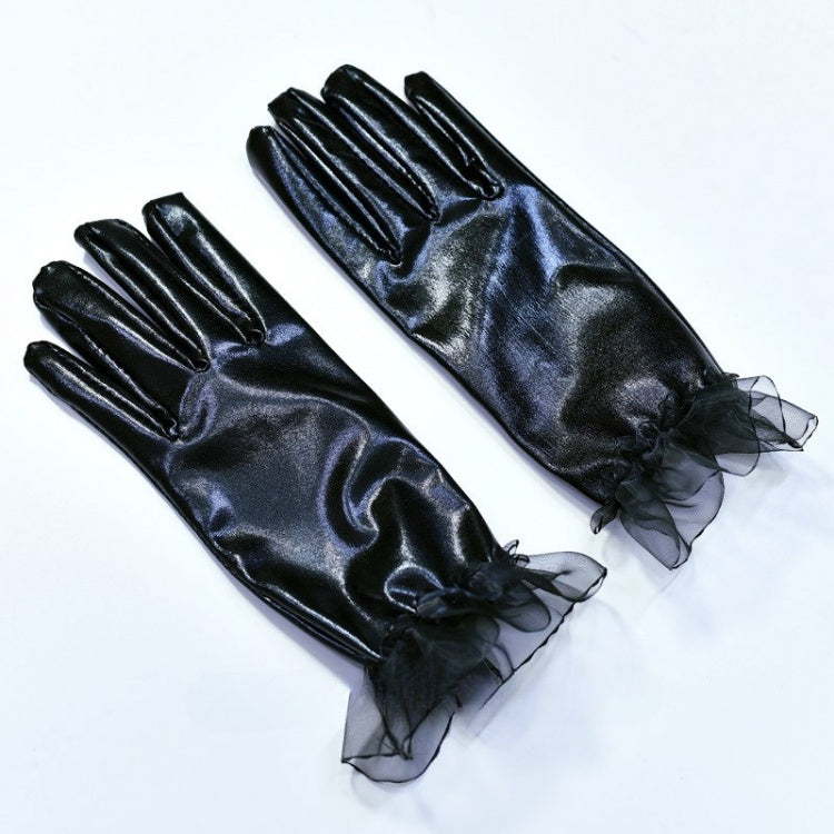 Gothic-Cyberpunk-Handschuhe in Schwarz mit Spitzenbesatz