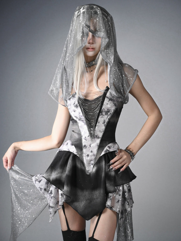 Futuristic Black Basque Waist Metal Y3K Hooded Dress Handkerchief Hem Chains Cyberpunk Fashion Front