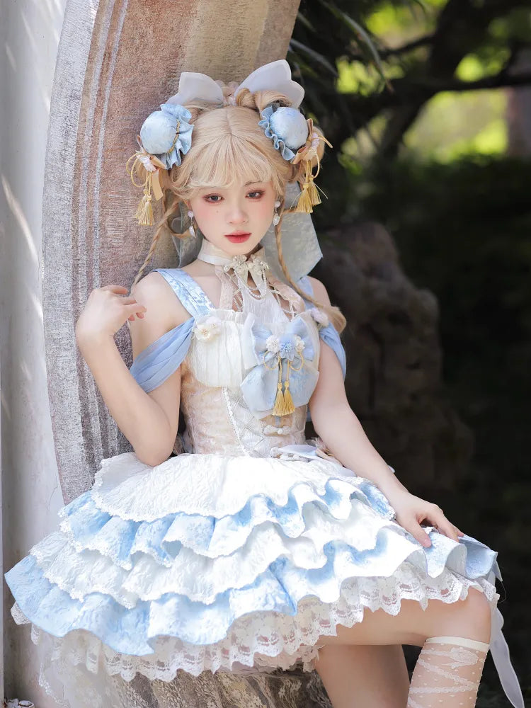 Baskenblaues, abnehmbares Lolita-Hals-Qi-Neckholder-Kleid mit gestuftem Rock und Taille