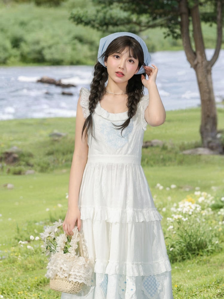 オーバードレス トリムパッチ ホワイト フラッタースリーブ レース刺繍 チェック柄 ティアードカットンスカート ブルー