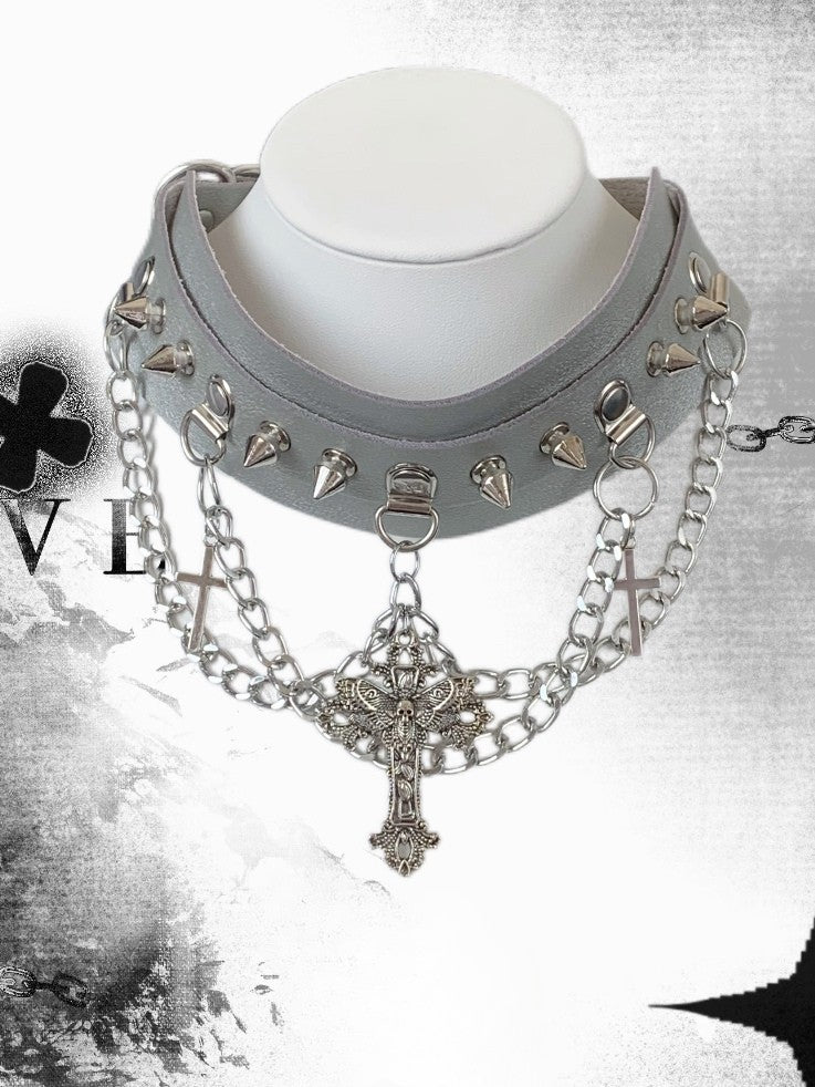 Schwarz/Weiß/Grau Choker Ohrstecker Charm Details Kreuz