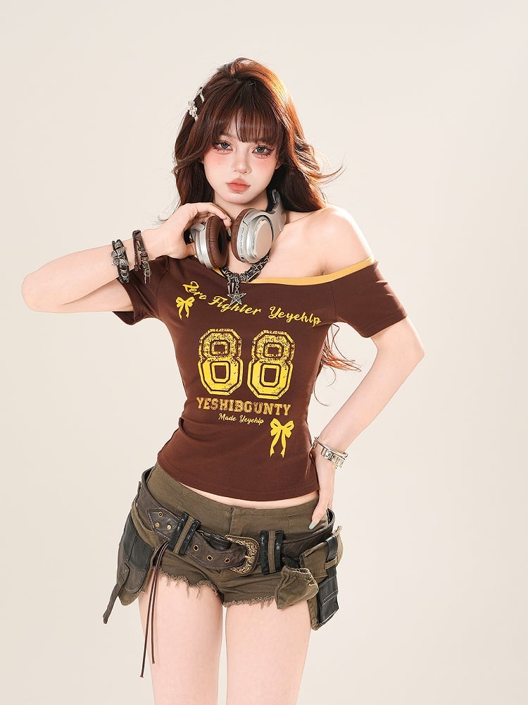 Asymmetrical Neckline Number Print Slim-fitting Black/Coffee T-Shirt