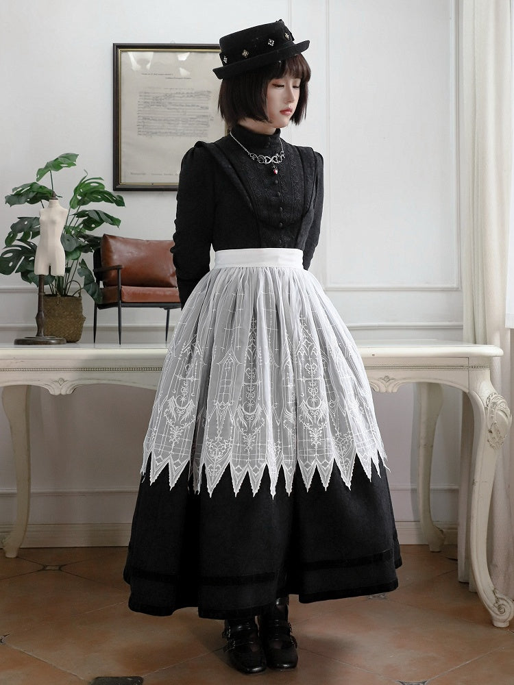 ホワイト/ブラック刺繍ディテールメイドロリータエプロン