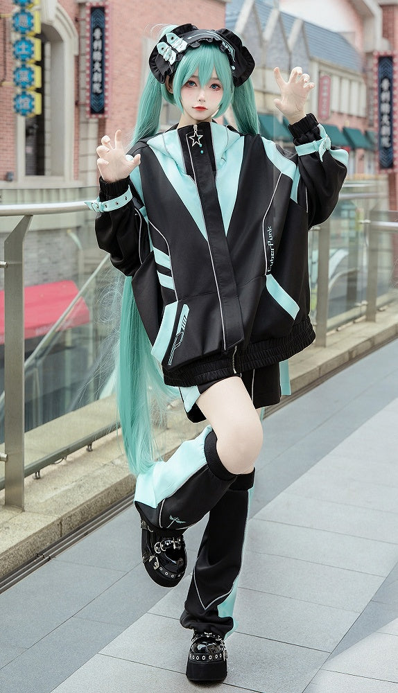 Schwarzes und grünes Cyberpunk-Jirai-Kei-Outfit – Kapuzenjacke, Shorts, Beinwärmer, Kopfbedeckung, komplettes Set