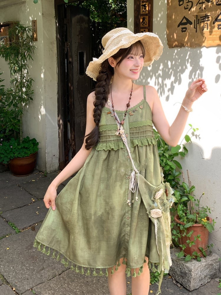 Mori Kei Cami Kleid Verzierter Ausschnitt Grüne Quaste Saum Knöpfe
