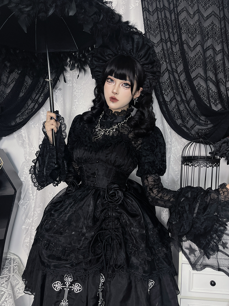 Gothic Lolita Kuro Black Floral Lace Blouse