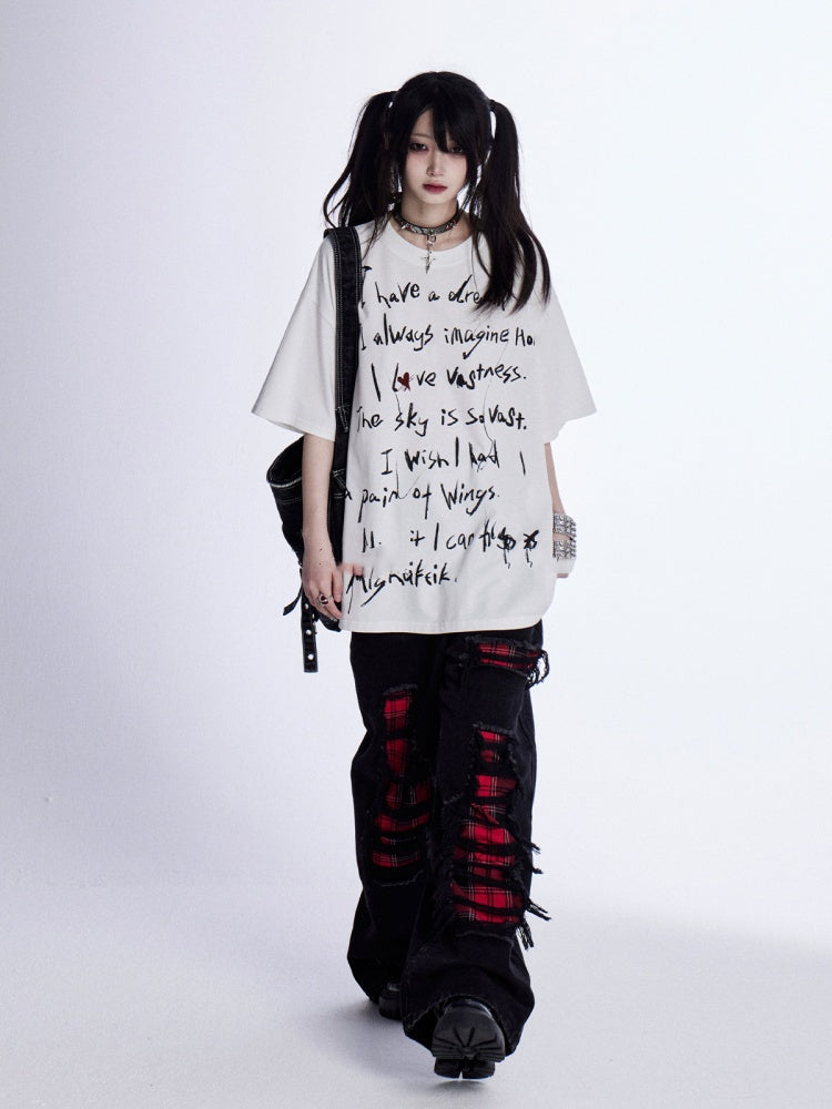 Weißes, lockeres T-Shirt mit Graffiti-Buchstaben-Print