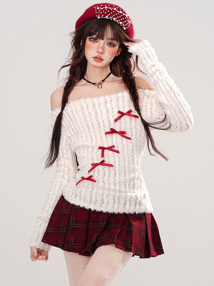 Weißer Pullover mit schulterfreiem Ausschnitt und Schleifendetails